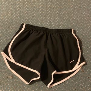 Nike Shorts YOUTH XL